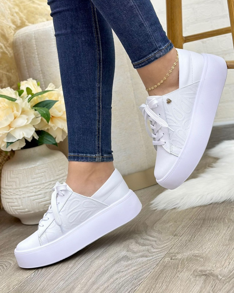 TENI EN CUERO BLANCO