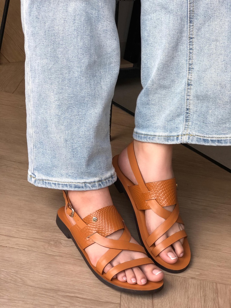 SANDALIA CAMEL DOS TEXTURAS