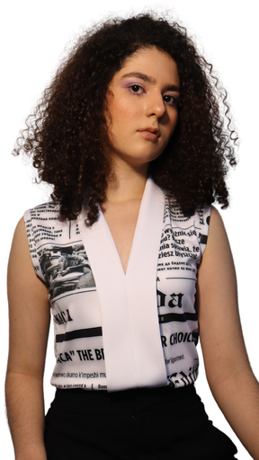 BLUSA PERIÓDICO MACA