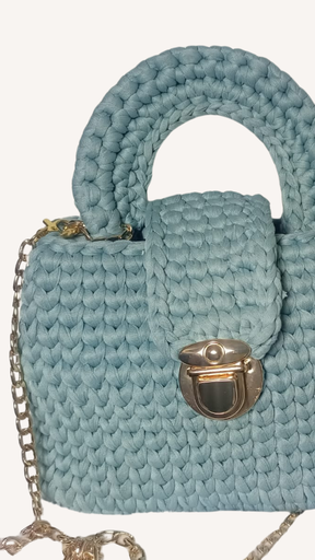 BOLSOS EN TRAPILLO PLUMA MACA