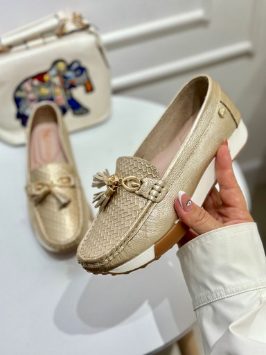MOCASIN EN CUERO DOS TEXTURAS
